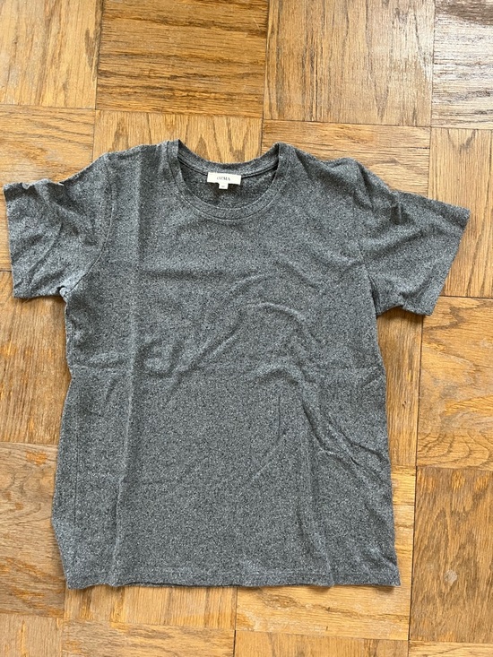 OZMA Tops - Ozma classic tee silk Noil jersey Gray Crew Neck Tee